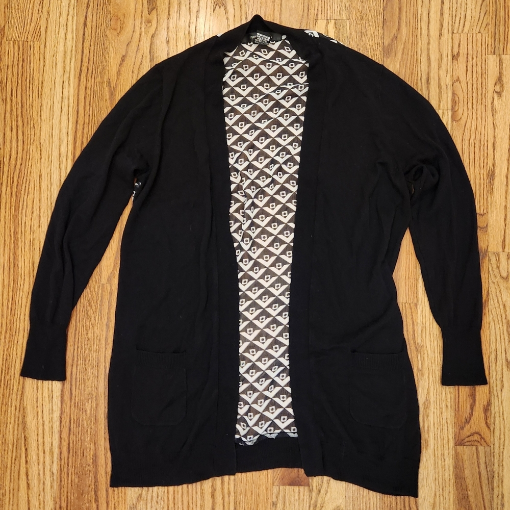 89th and Madison Black & White Open Front Cardigan Size: Large